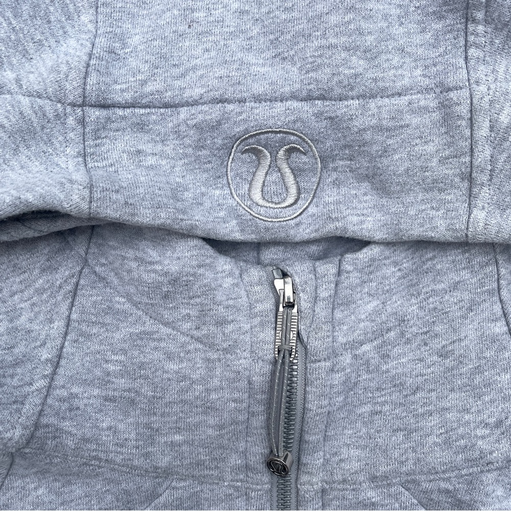 Medium Women’s Lululemon x Peloton Rare Discontinued Hoodie Collab Size 12 - Picture 2 of 5